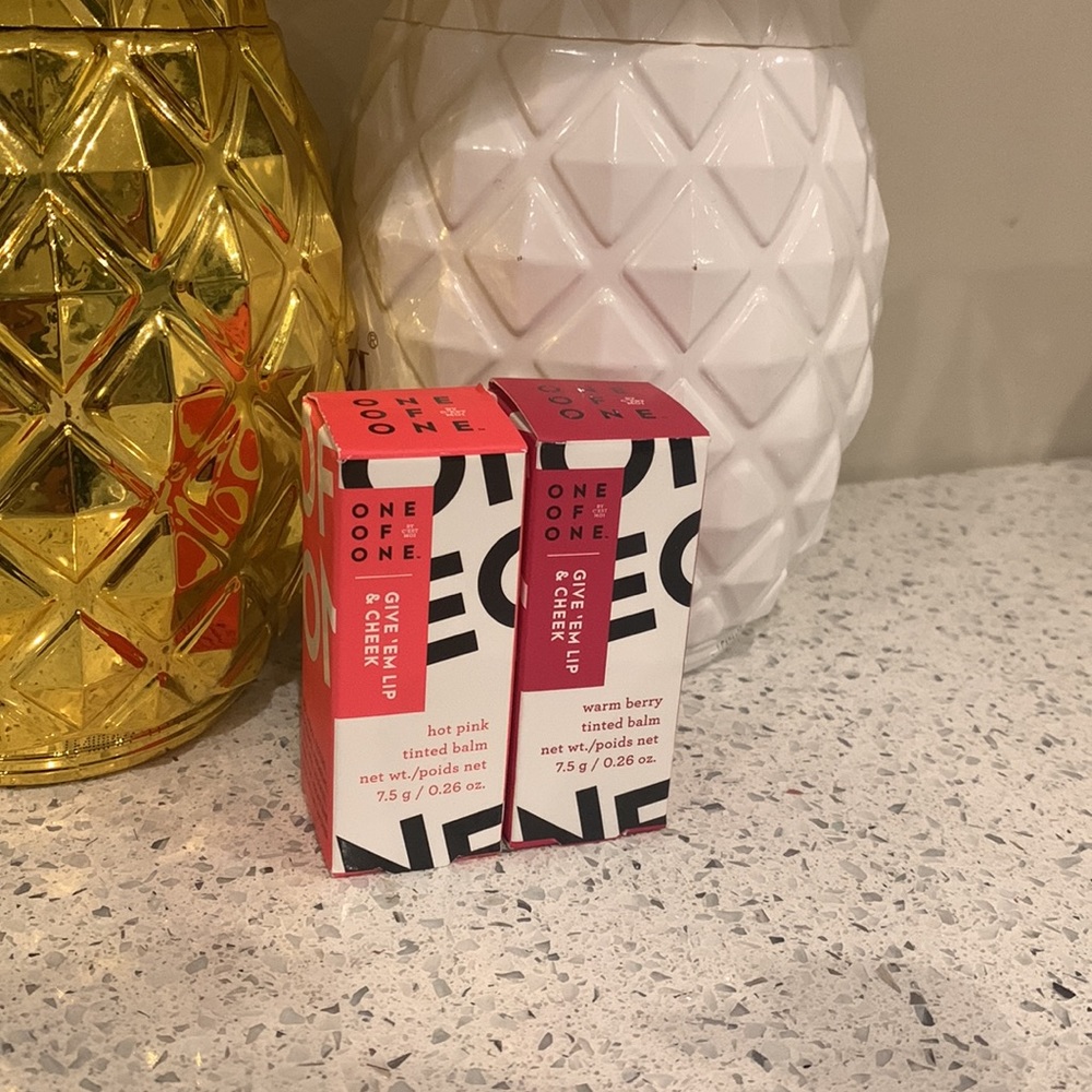 New One of One by C'est Moi Give 'Em Lip & Cheek Tinted Balm Hot pink/Warm berry